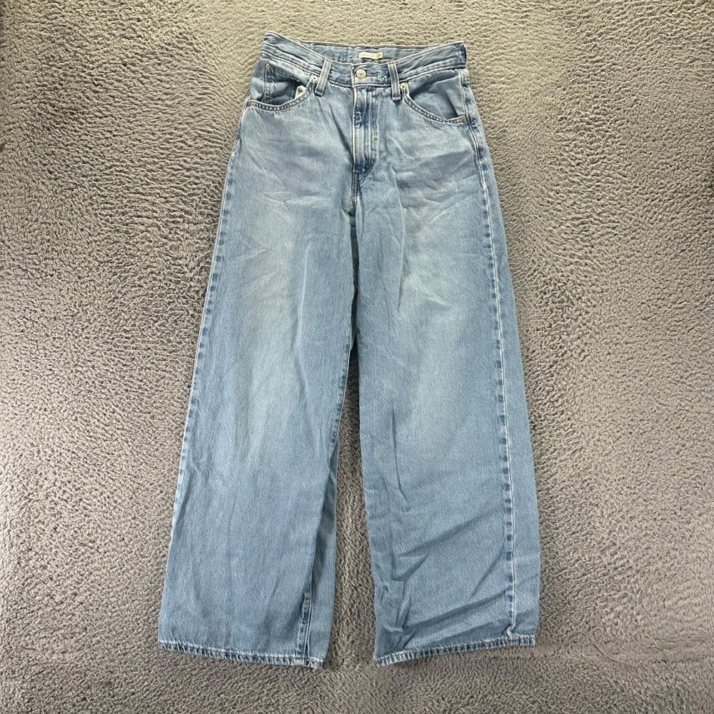 Levi's Jeans Womens 26x29 Blue Cotton Denim Straight Leg Faded Baggy Streetwear